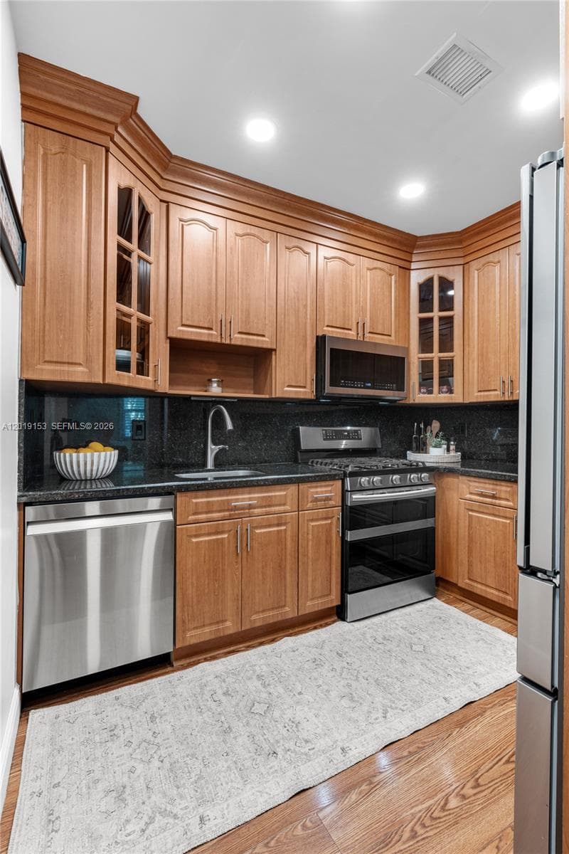 341 E 58th St, Hialeah FL 33013 — 6