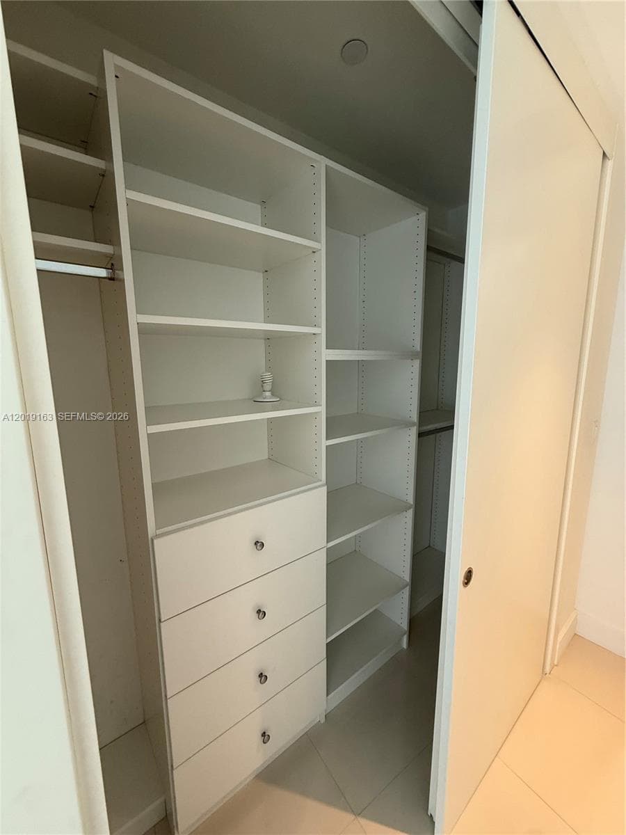 200 Biscayne Boulevard Way # 4904, Miami FL 33131 — 13