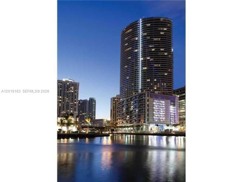 200 Biscayne Boulevard Way # 4904, Miami FL 33131 — 3