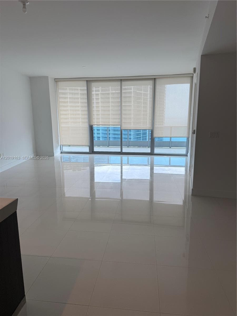 200 Biscayne Boulevard Way # 4904, Miami FL 33131 — 14