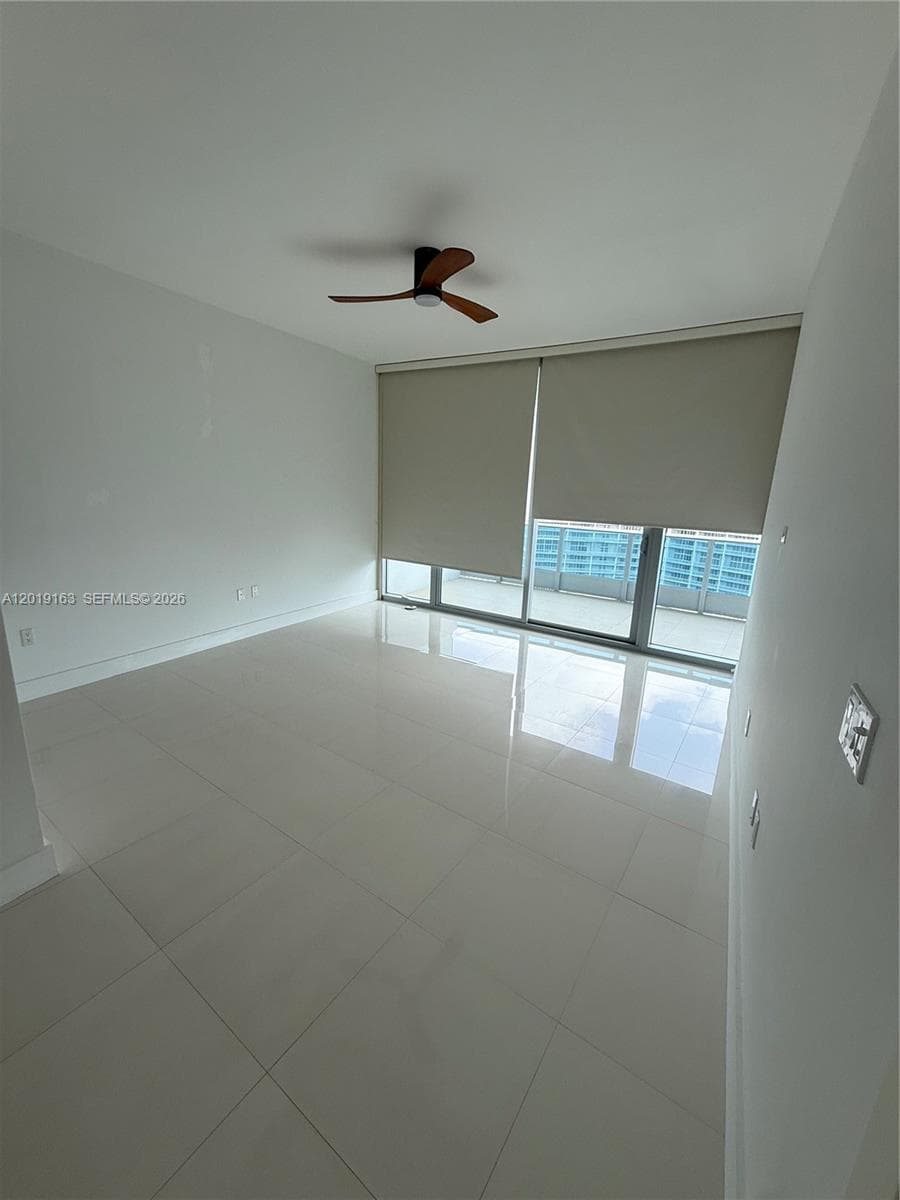 200 Biscayne Boulevard Way # 4904, Miami FL 33131 — 15