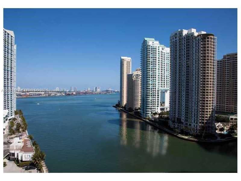 200 Biscayne Boulevard Way # 4904, Miami FL 33131 — 4