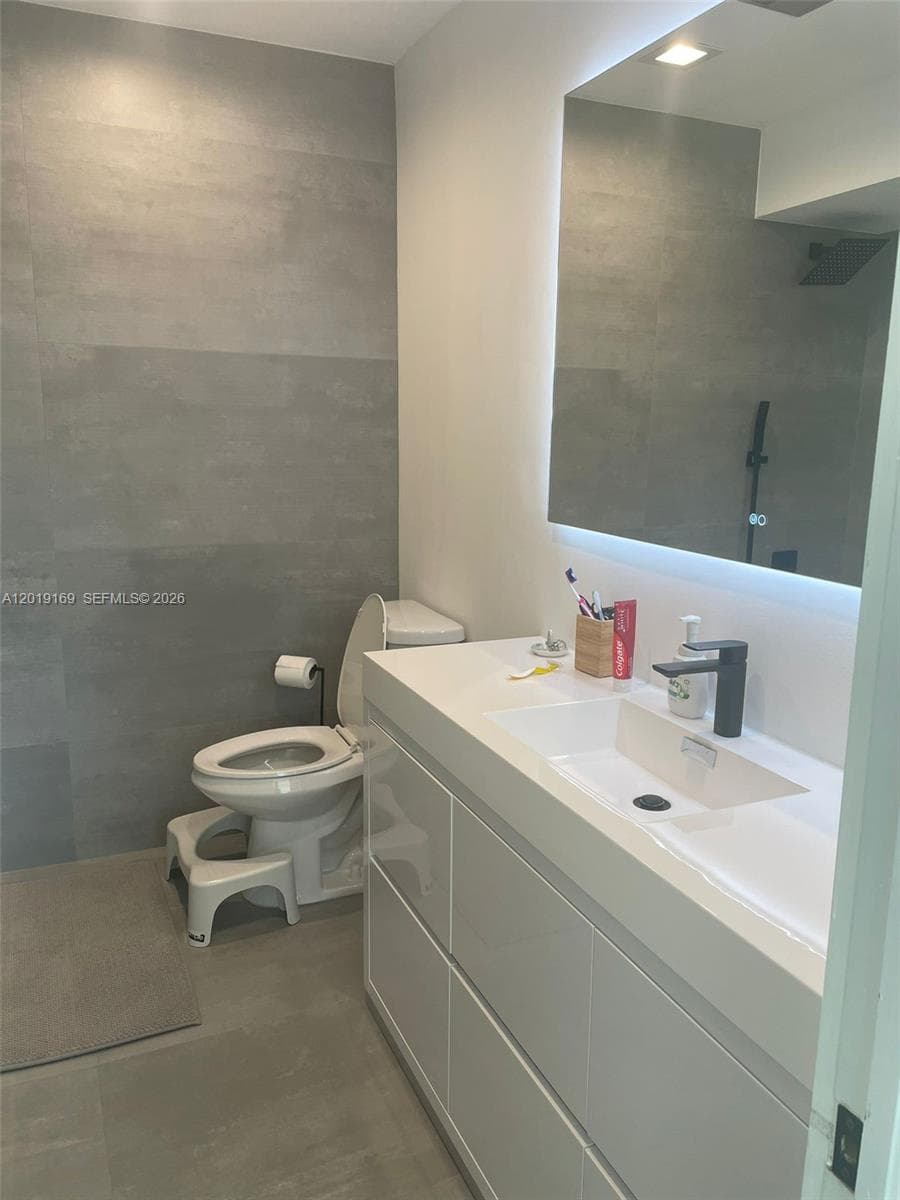 3720 NE 167th St # 39, North Miami Beach FL 33160 — 10