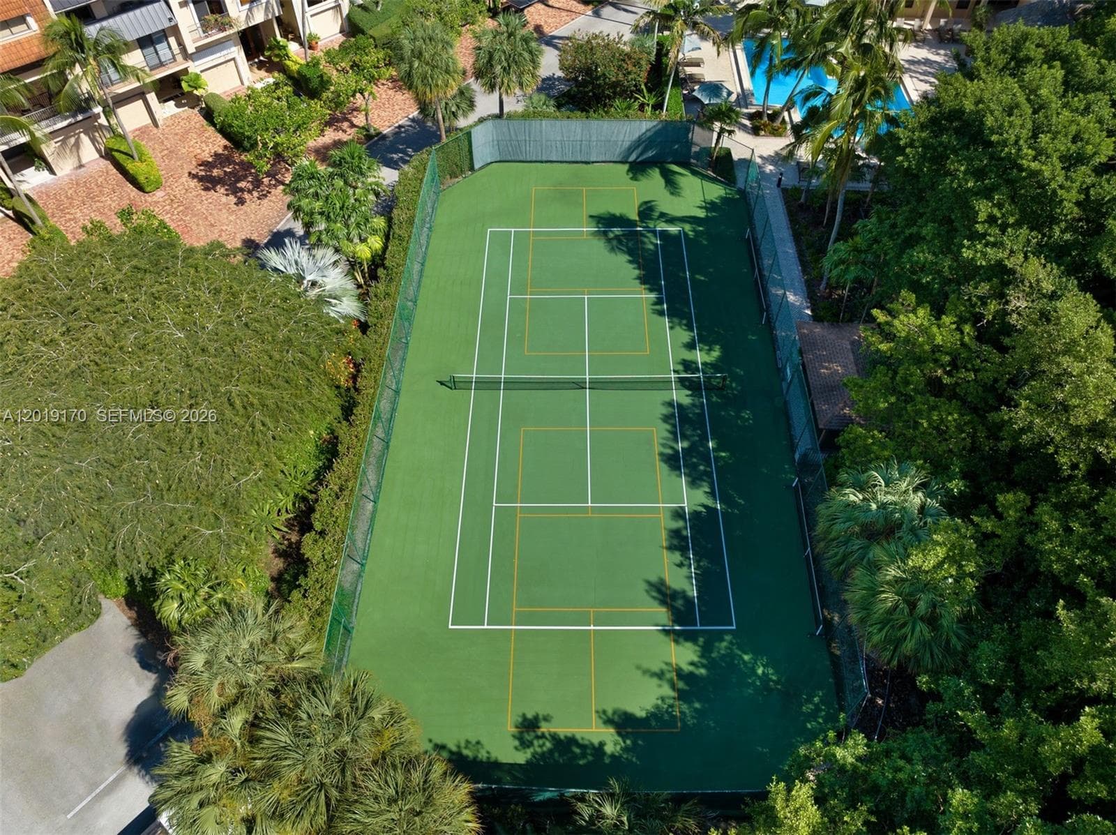 6206 Paradise Point Dr, Palmetto Bay FL 33157 — 2