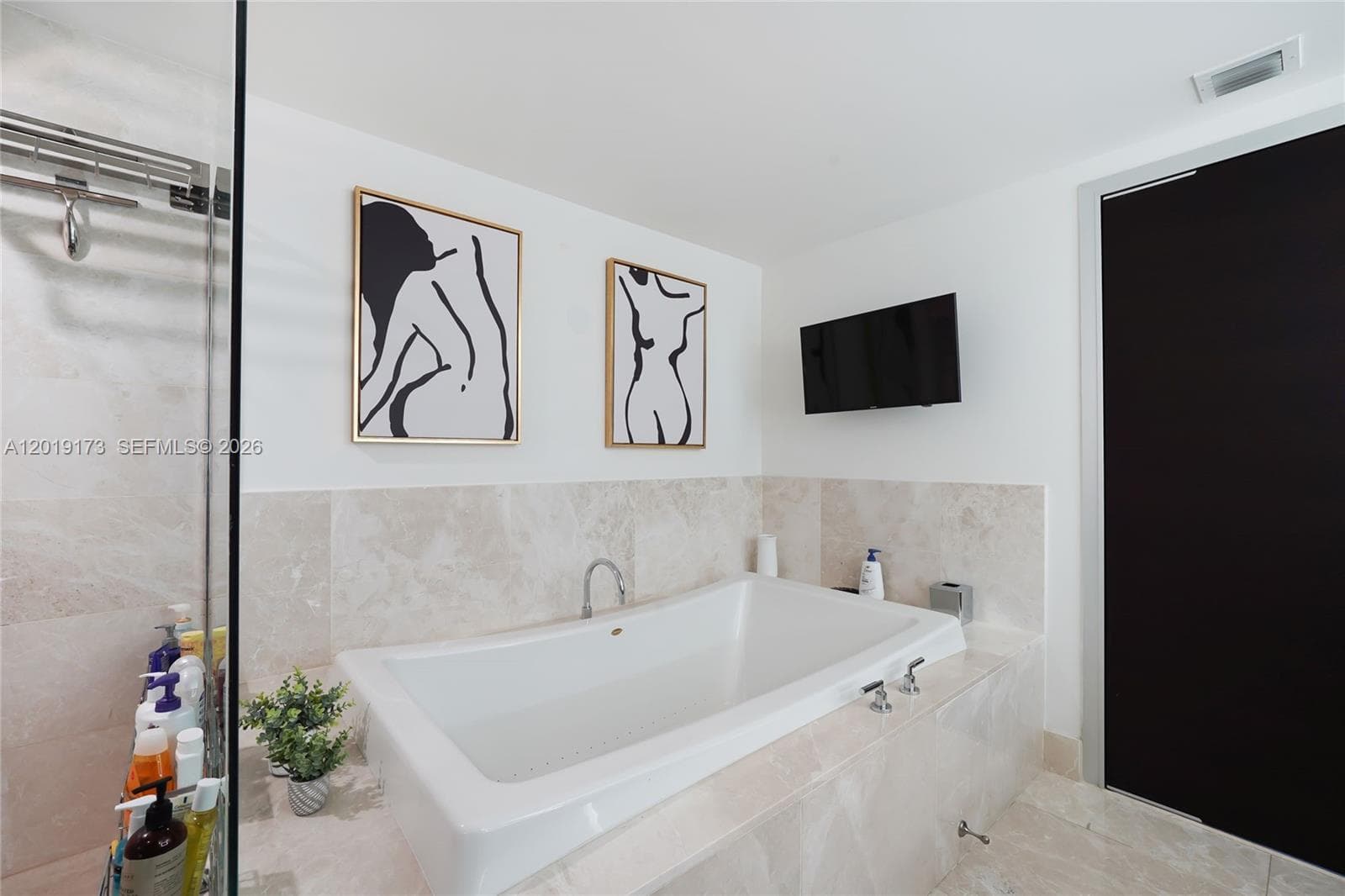 17001 Collins Ave # 2805, Sunny Isles Beach FL 33160 — 20