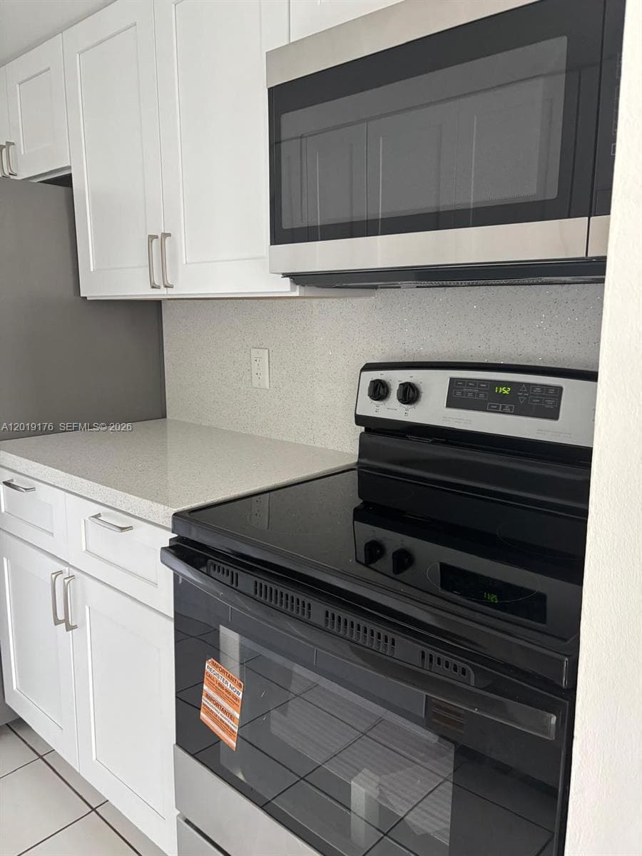 Vecino Del Mar Condo, North Miami, FL — 2