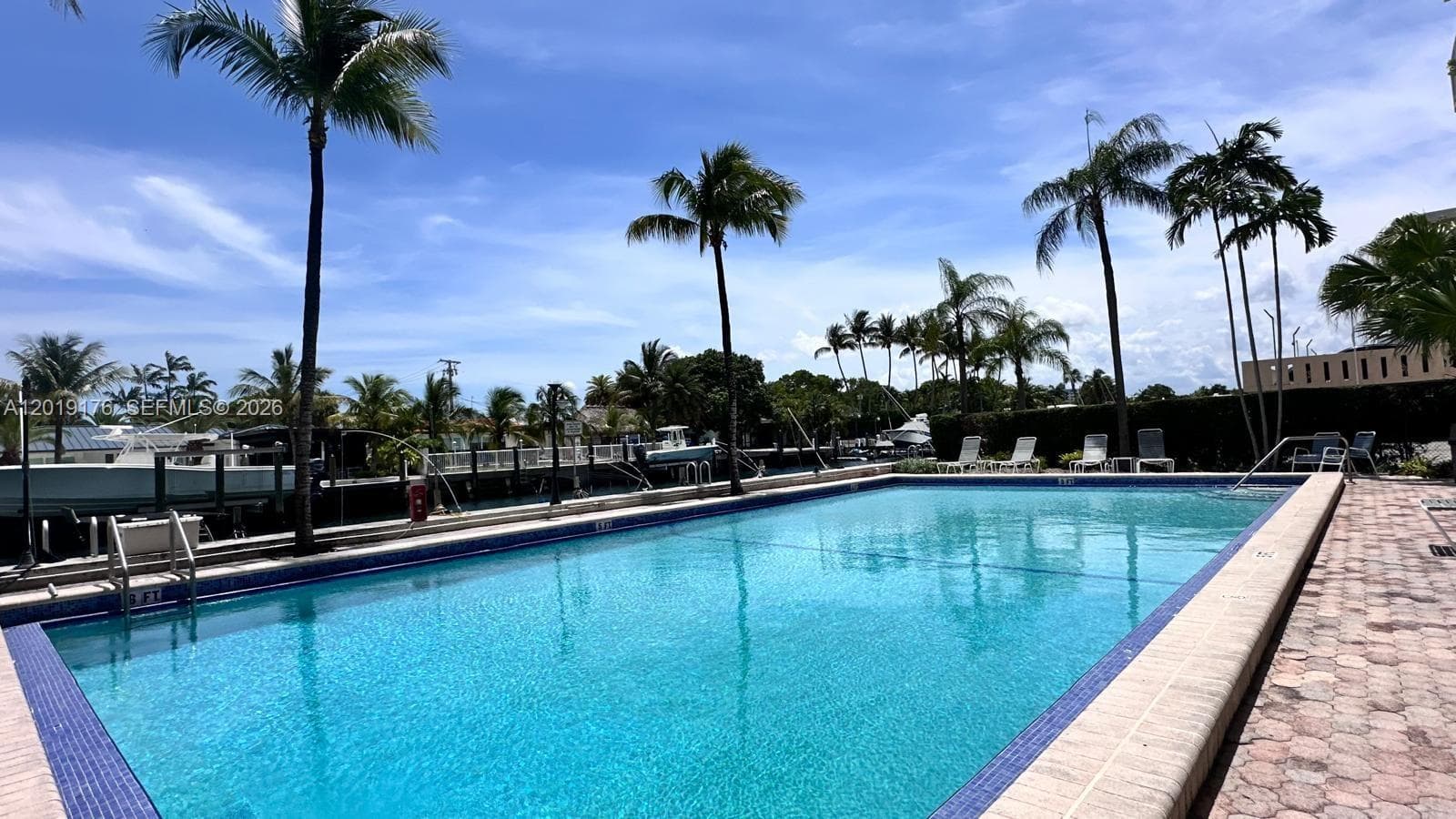 Vecino Del Mar Condo, North Miami, FL — 13