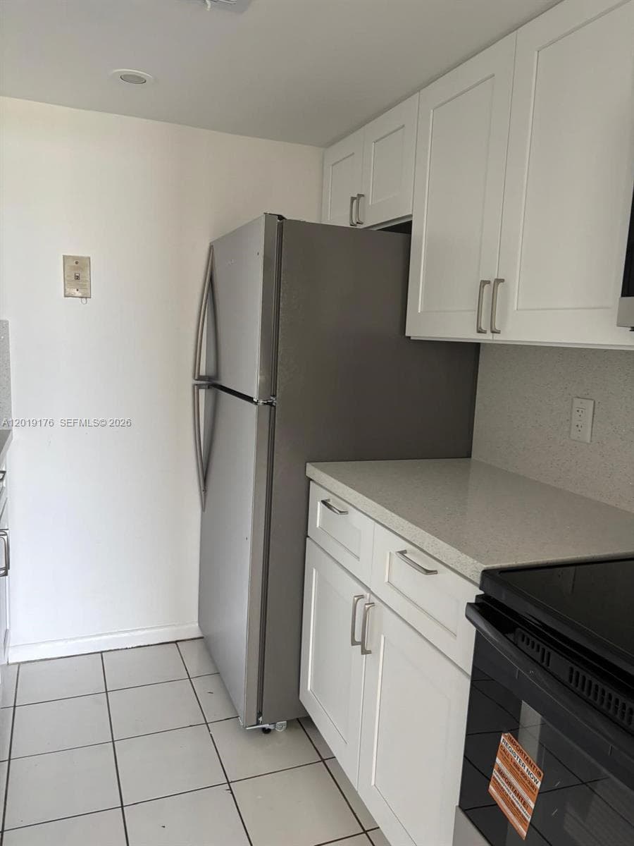 Vecino Del Mar Condo, North Miami, FL — 3