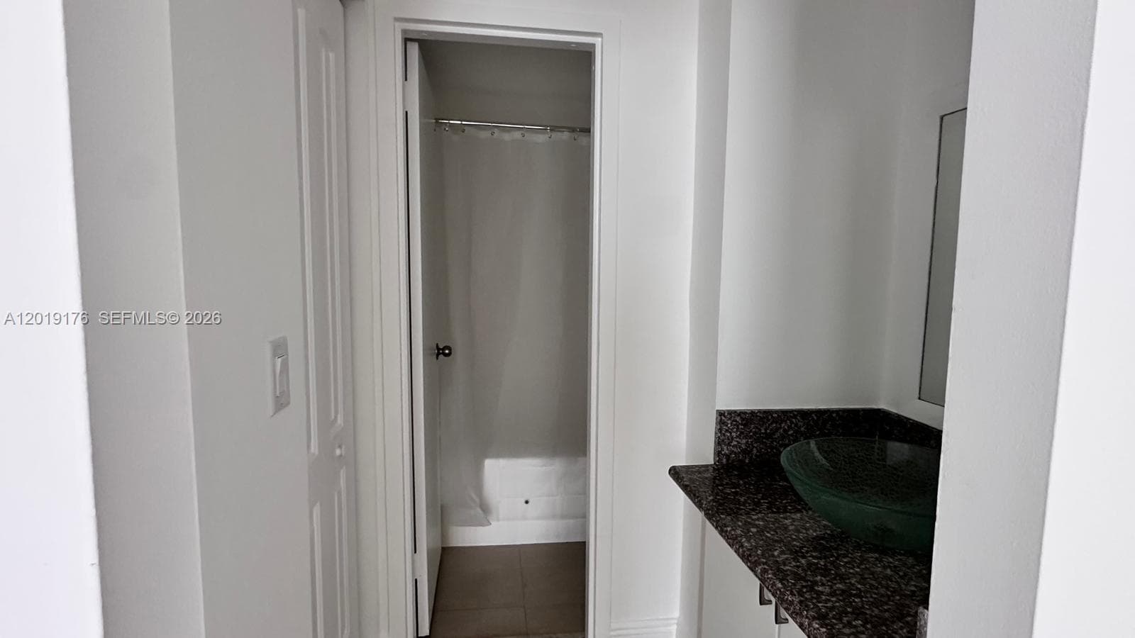 Vecino Del Mar Condo, North Miami, FL — 29