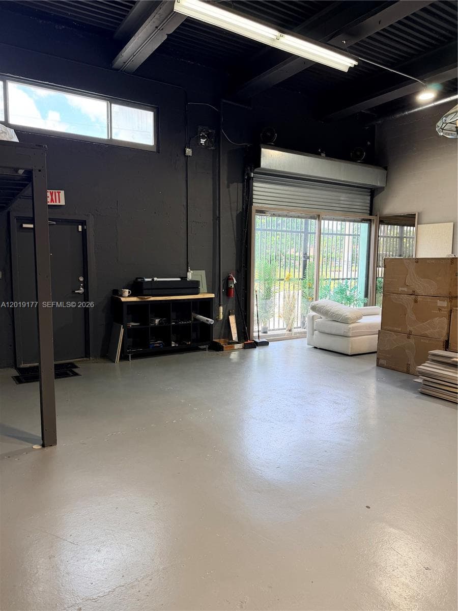 155 NE 1st Pl, Miami FL 33138 — 3