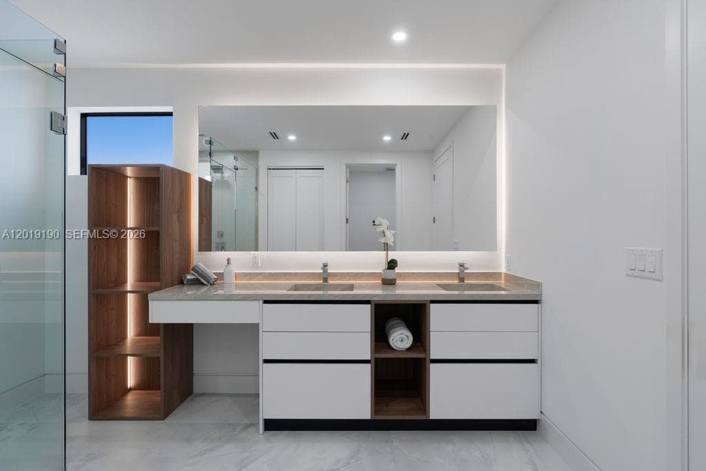2265 SW 4 St, Miami FL 33135 — 15