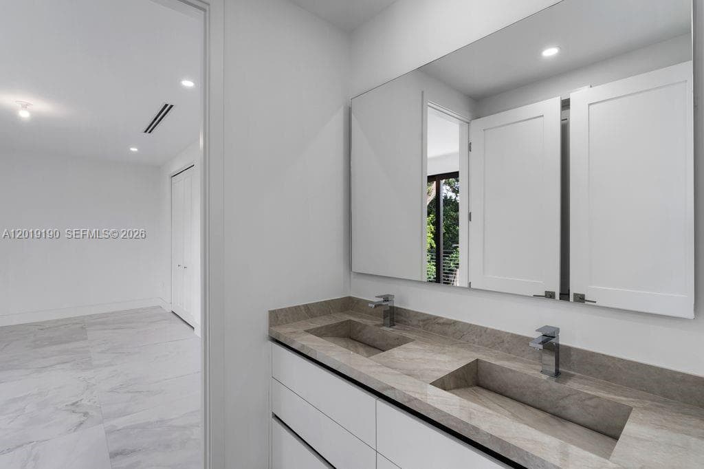 2265 SW 4 St, Miami FL 33135 — 21