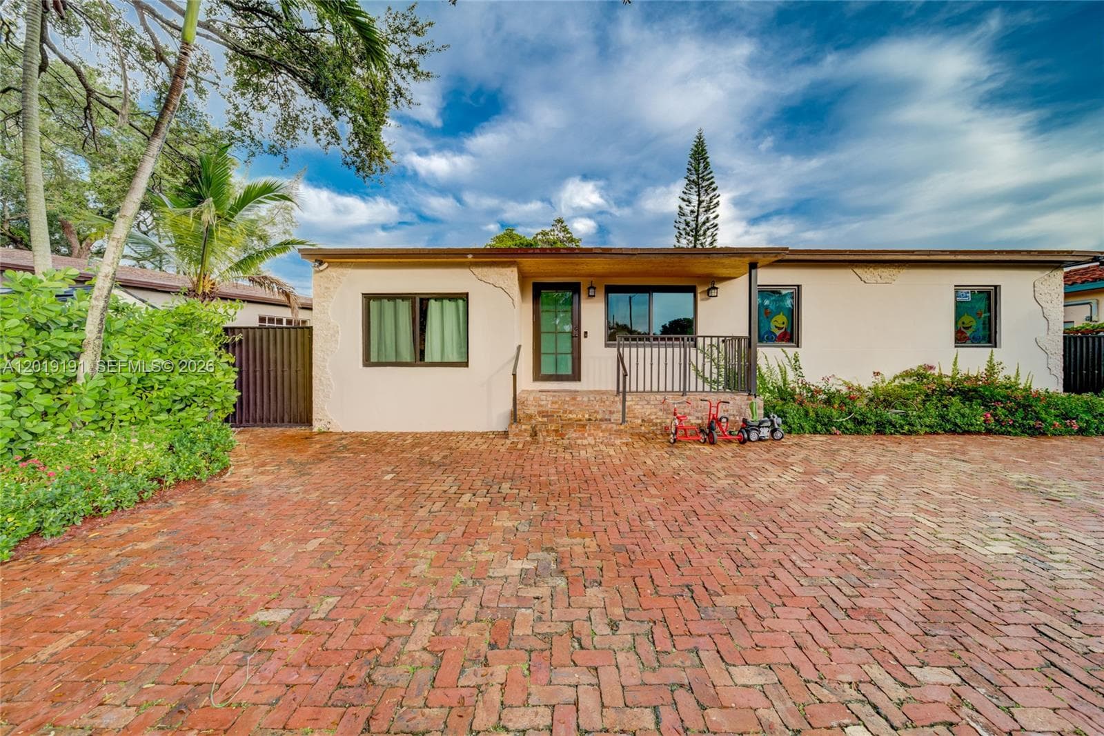 6631 Tamiami Canal Rd, Miami FL 33126 — 1