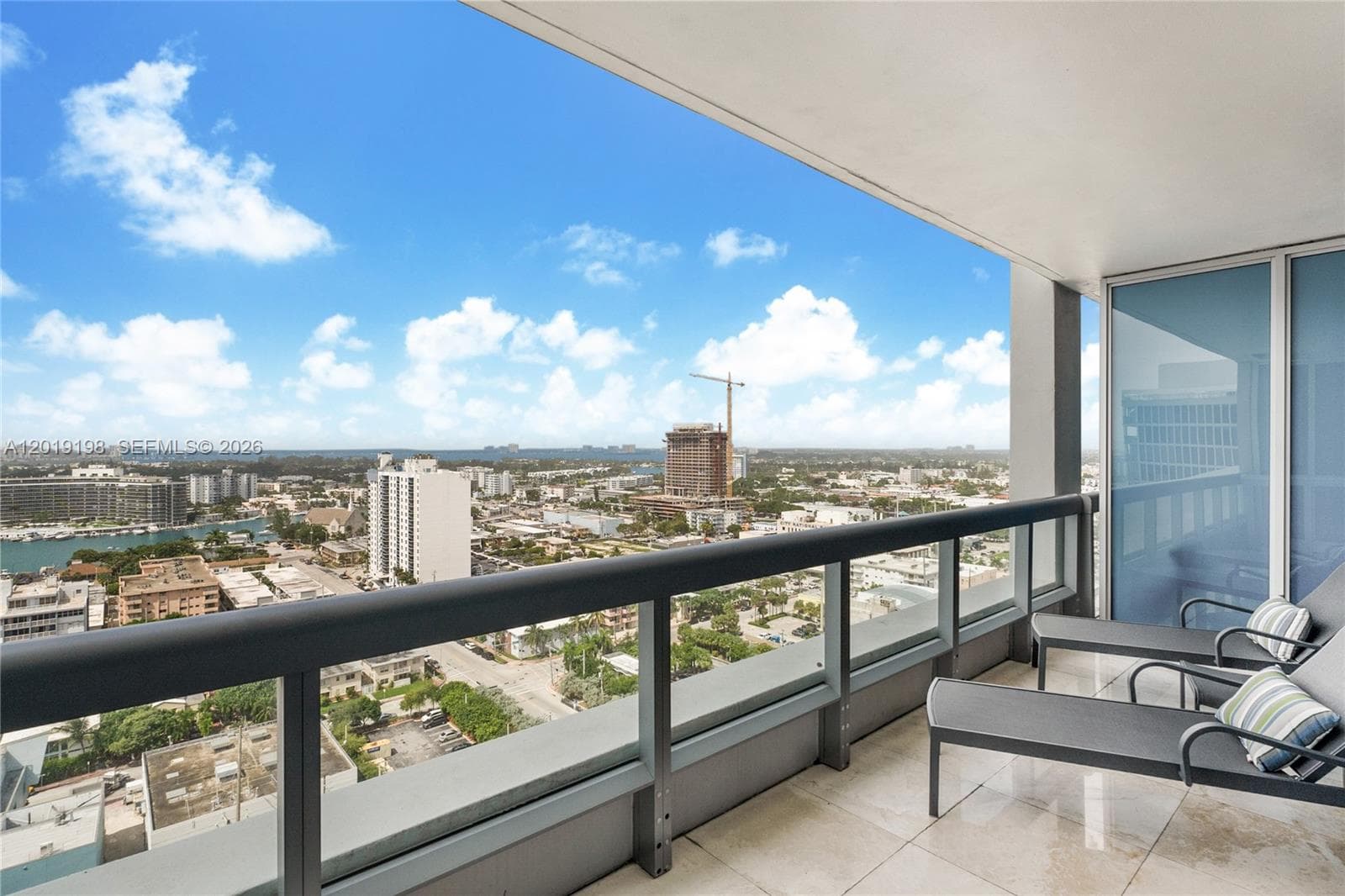 6899 Collins Ave # 2010, Miami Beach FL 33141 — 2