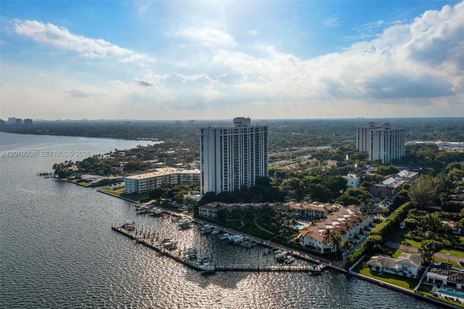 1000 Quayside Ter # 901, Miami FL 33138 — 27