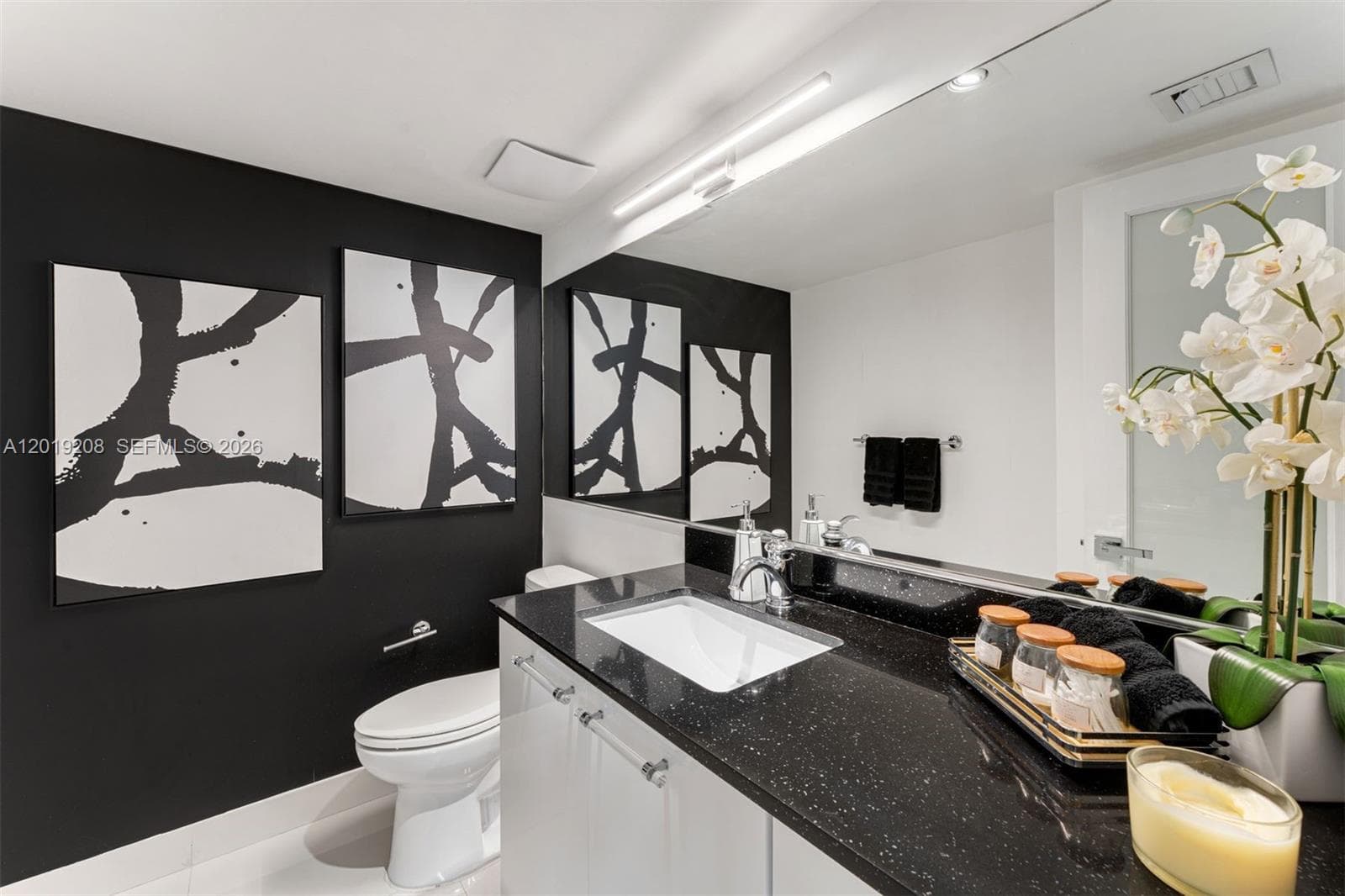 1000 Quayside Ter # 901, Miami FL 33138 — 12