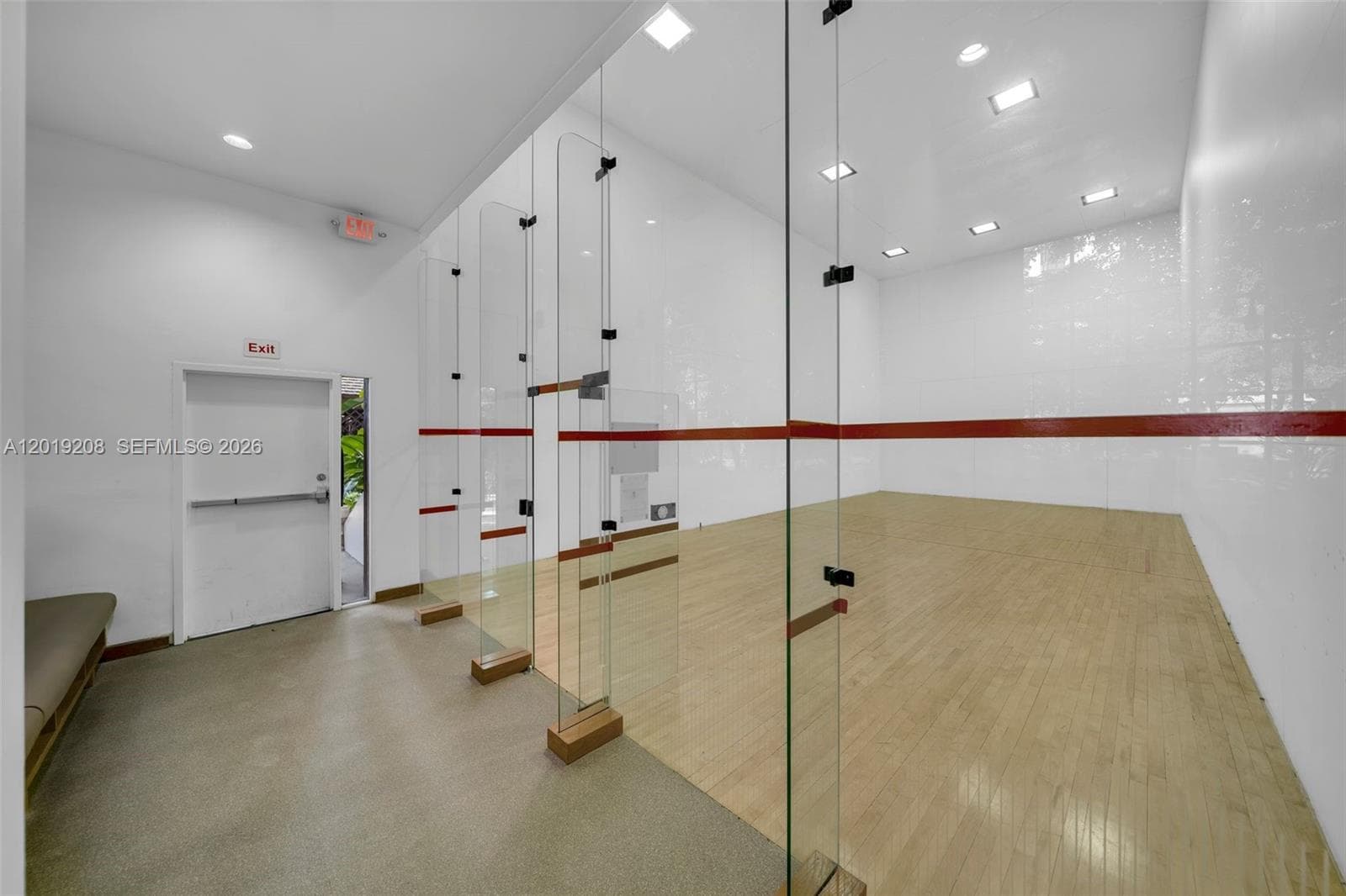 1000 Quayside Ter # 901, Miami FL 33138 — 44