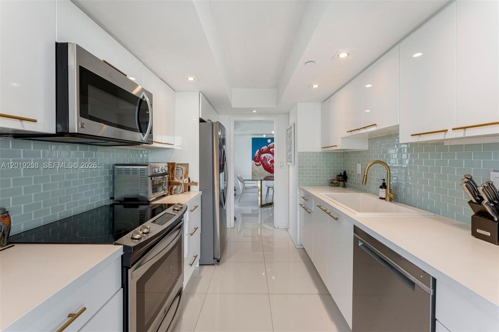 1000 Quayside Ter # 901, Miami FL 33138 — 8