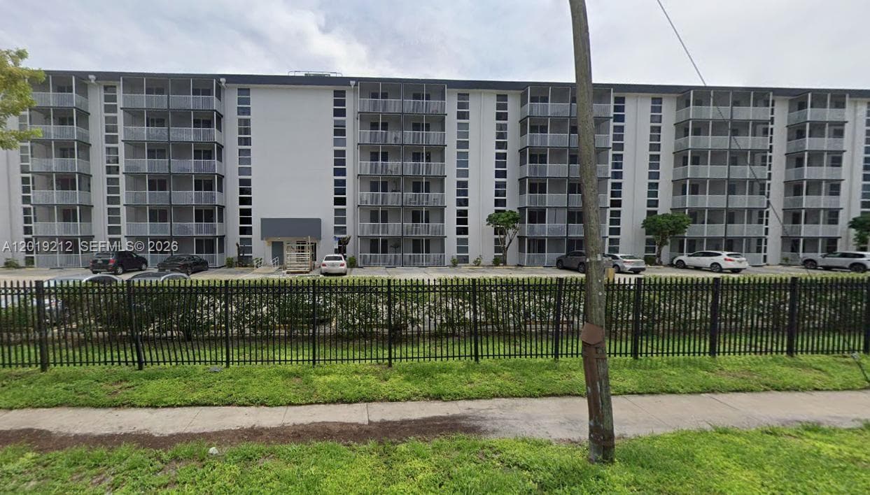 16851 NE 23rd Ave # A217, North Miami Beach FL 33160 — 22