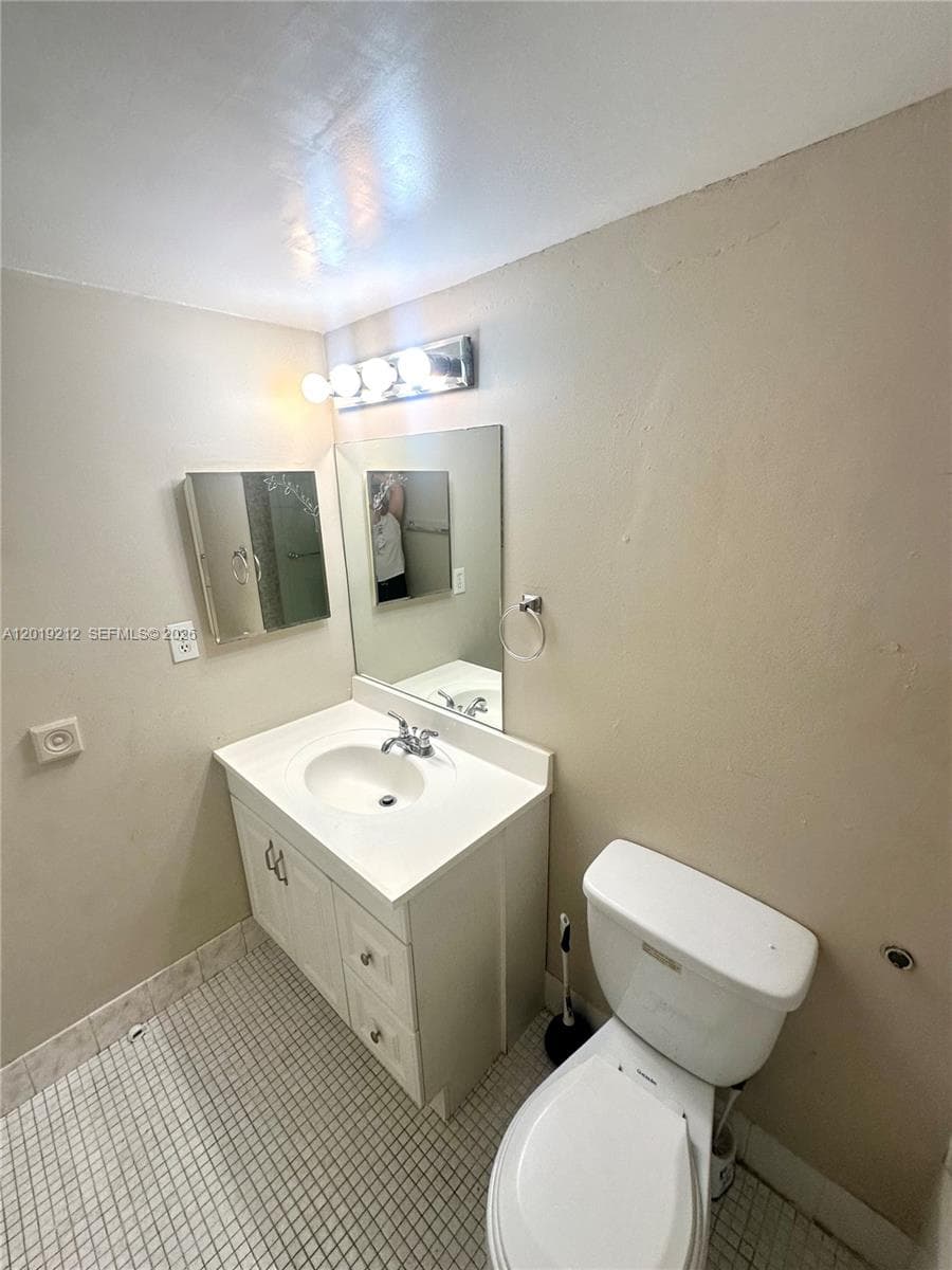 16851 NE 23rd Ave # A217, North Miami Beach FL 33160 — 21