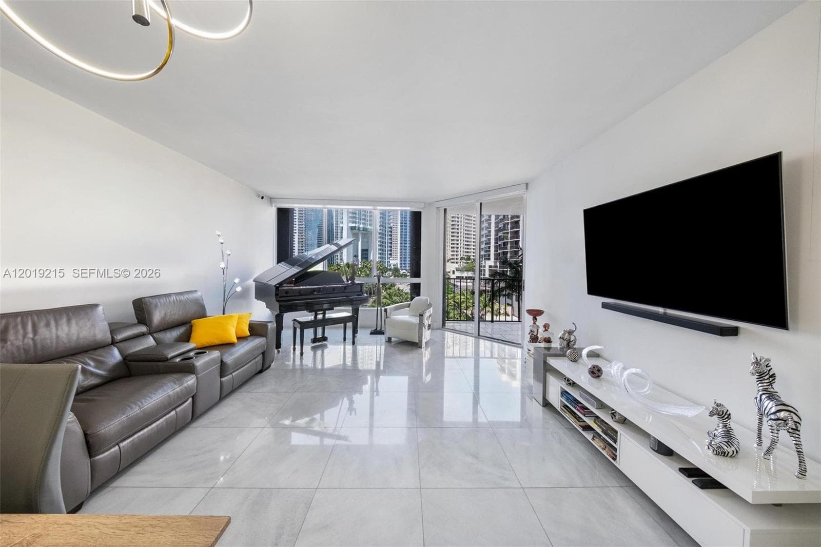 520 Brickell Key Dr # A710, Miami FL 33131 — 23