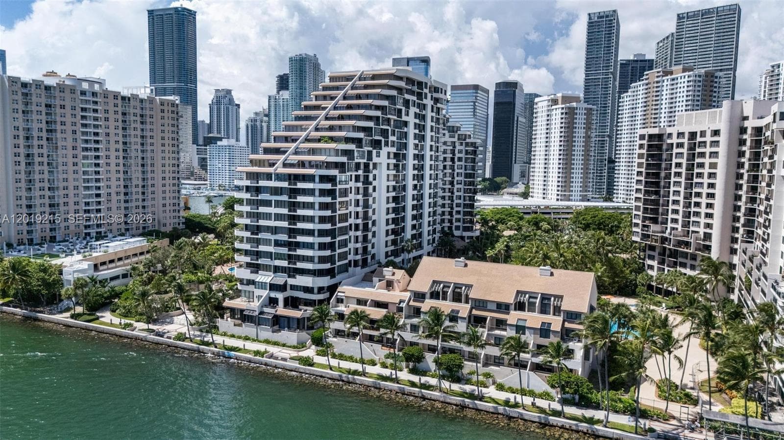 520 Brickell Key Dr # A710, Miami FL 33131 — 36