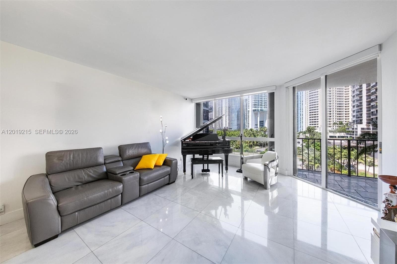 520 Brickell Key Dr # A710, Miami FL 33131 — 24