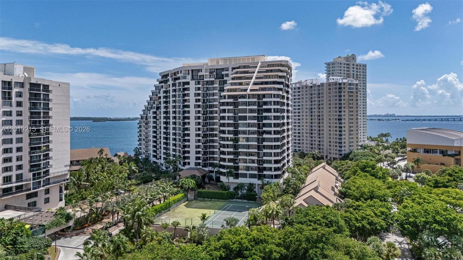 520 Brickell Key Dr # A710, Miami FL 33131 — 33