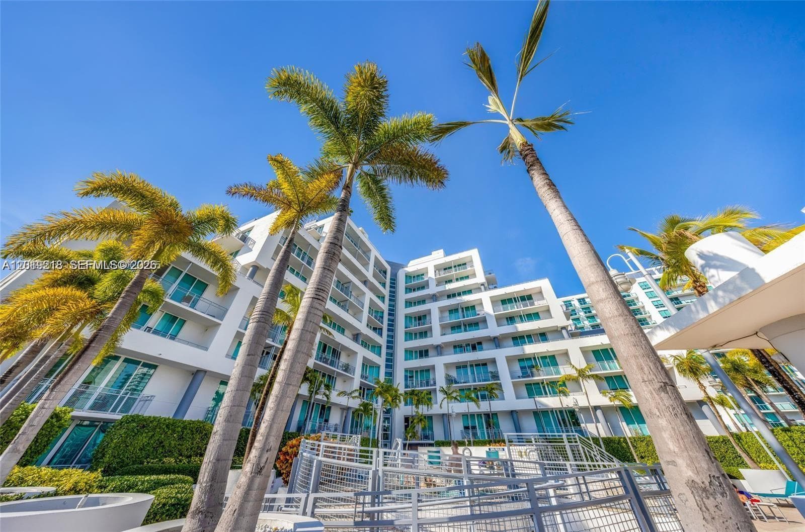350 NE 24th St # 514, Miami FL 33137 — 32