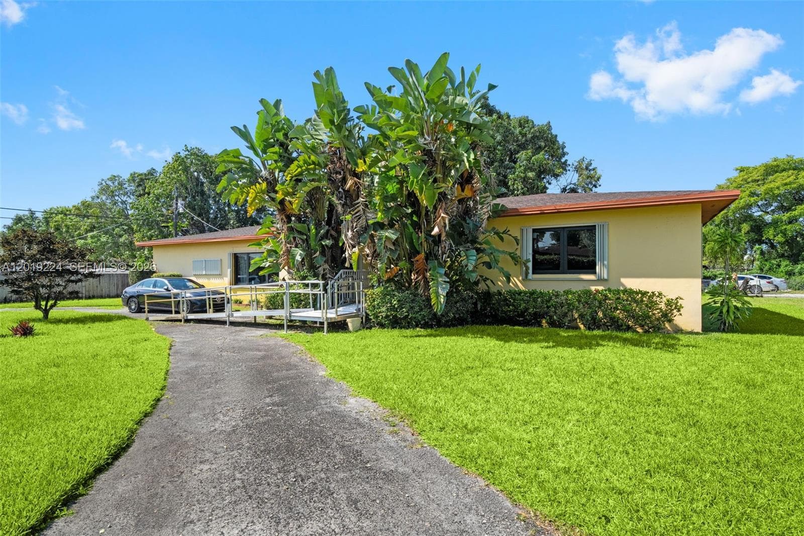 511 Dunad Ave, Opa-Locka FL 33054 — 3