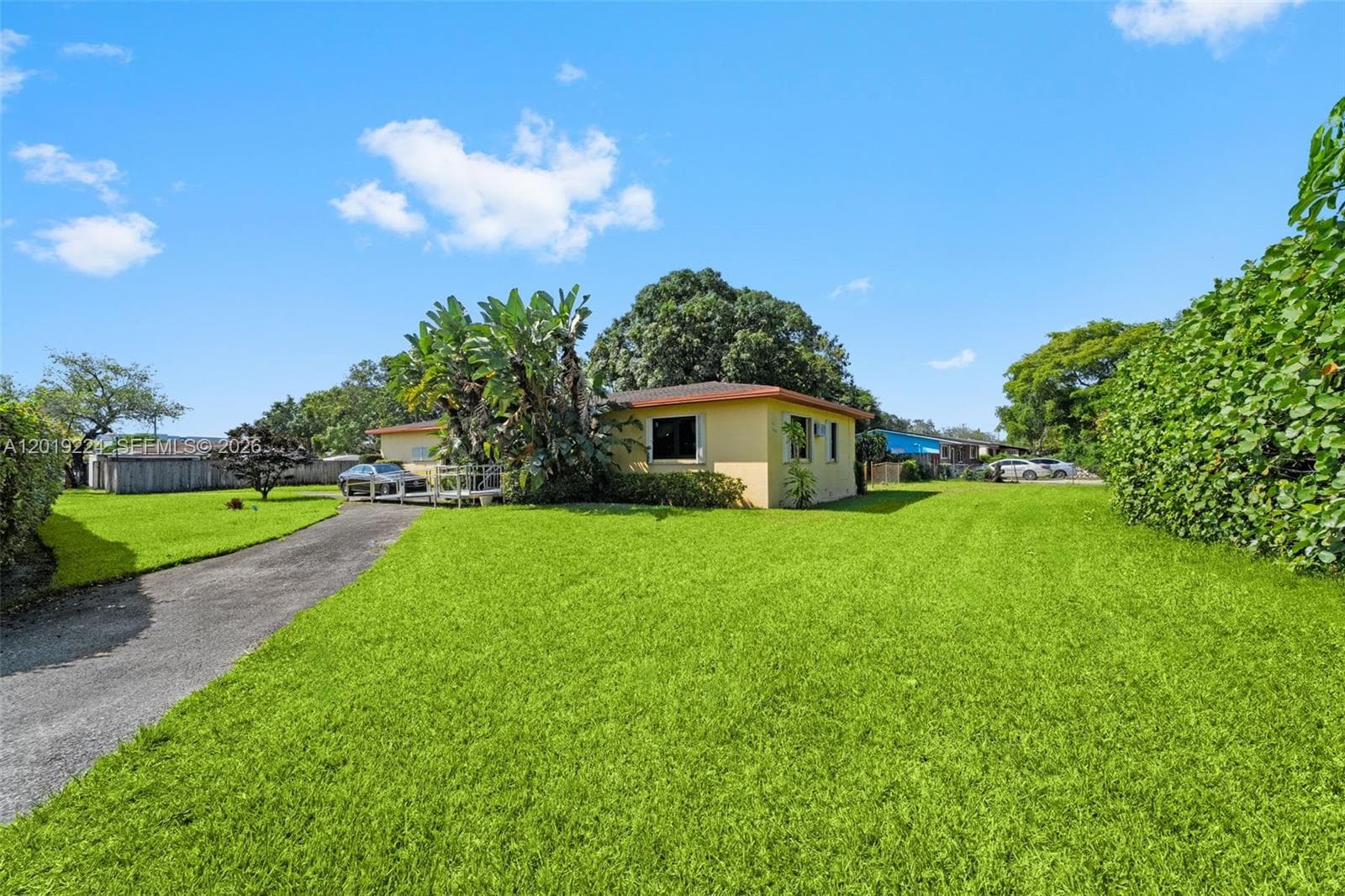 511 Dunad Ave, Opa-Locka FL 33054 — 37