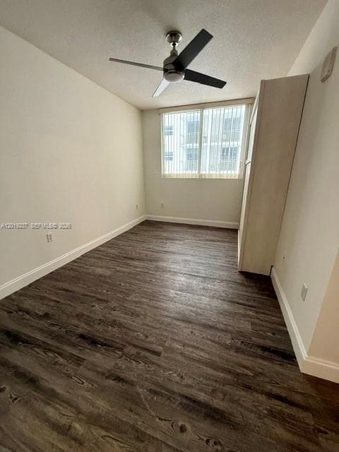 170 SE 14th St # 1205, Miami FL 33131 — 12