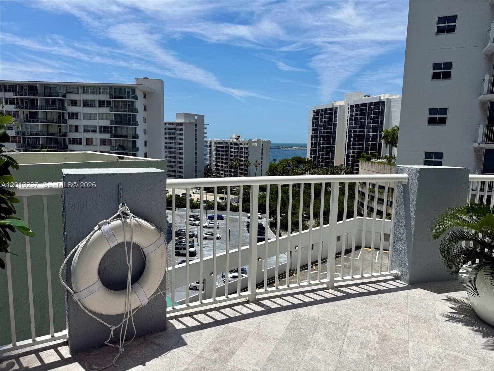 170 SE 14th St # 1205, Miami FL 33131 — 34