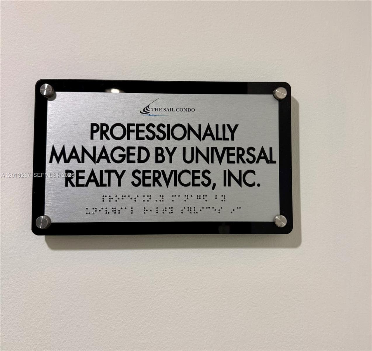 170 SE 14th St # 1205, Miami FL 33131 — 45