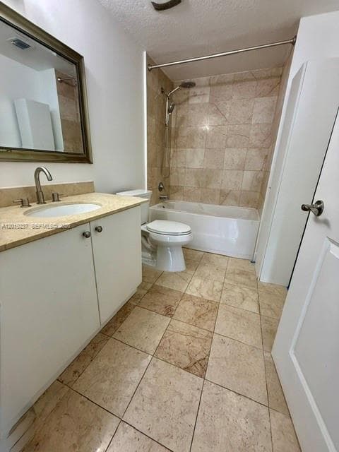 170 SE 14th St # 1205, Miami FL 33131 — 15