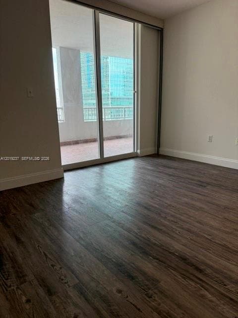 170 SE 14th St # 1205, Miami FL 33131 — 19