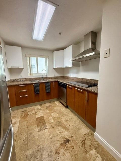 170 SE 14th St # 1205, Miami FL 33131 — 8