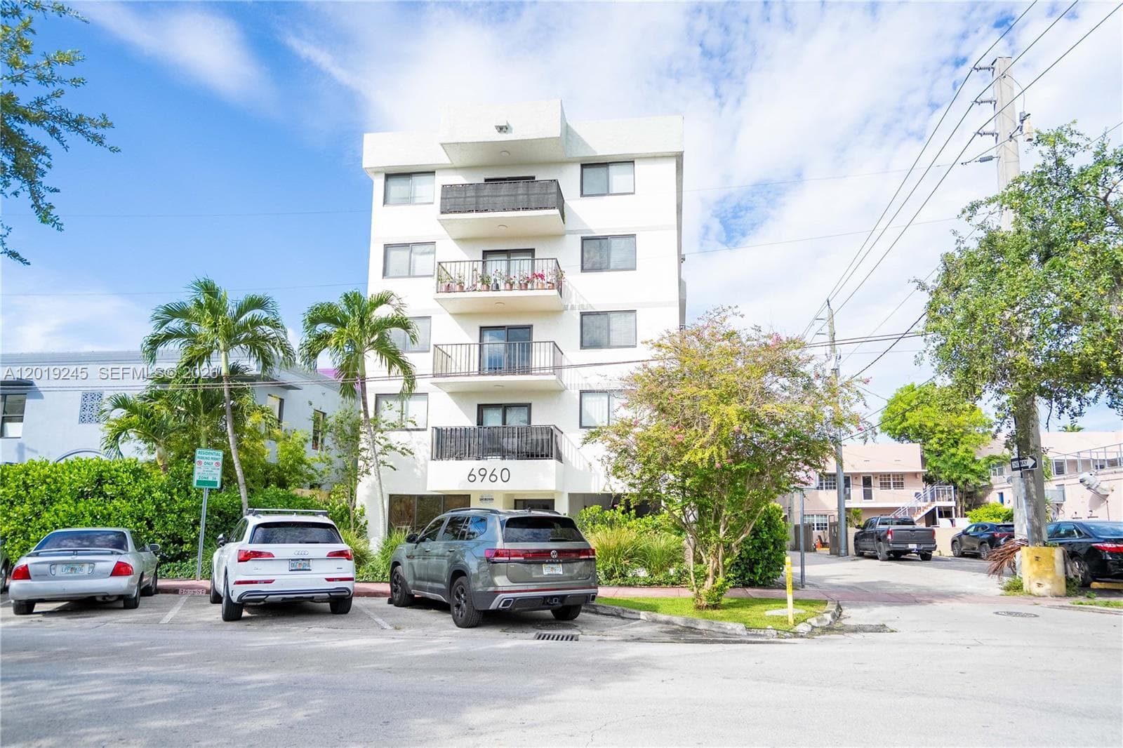 6960 Rue Vendome # 201, Miami Beach FL 33141 — 20