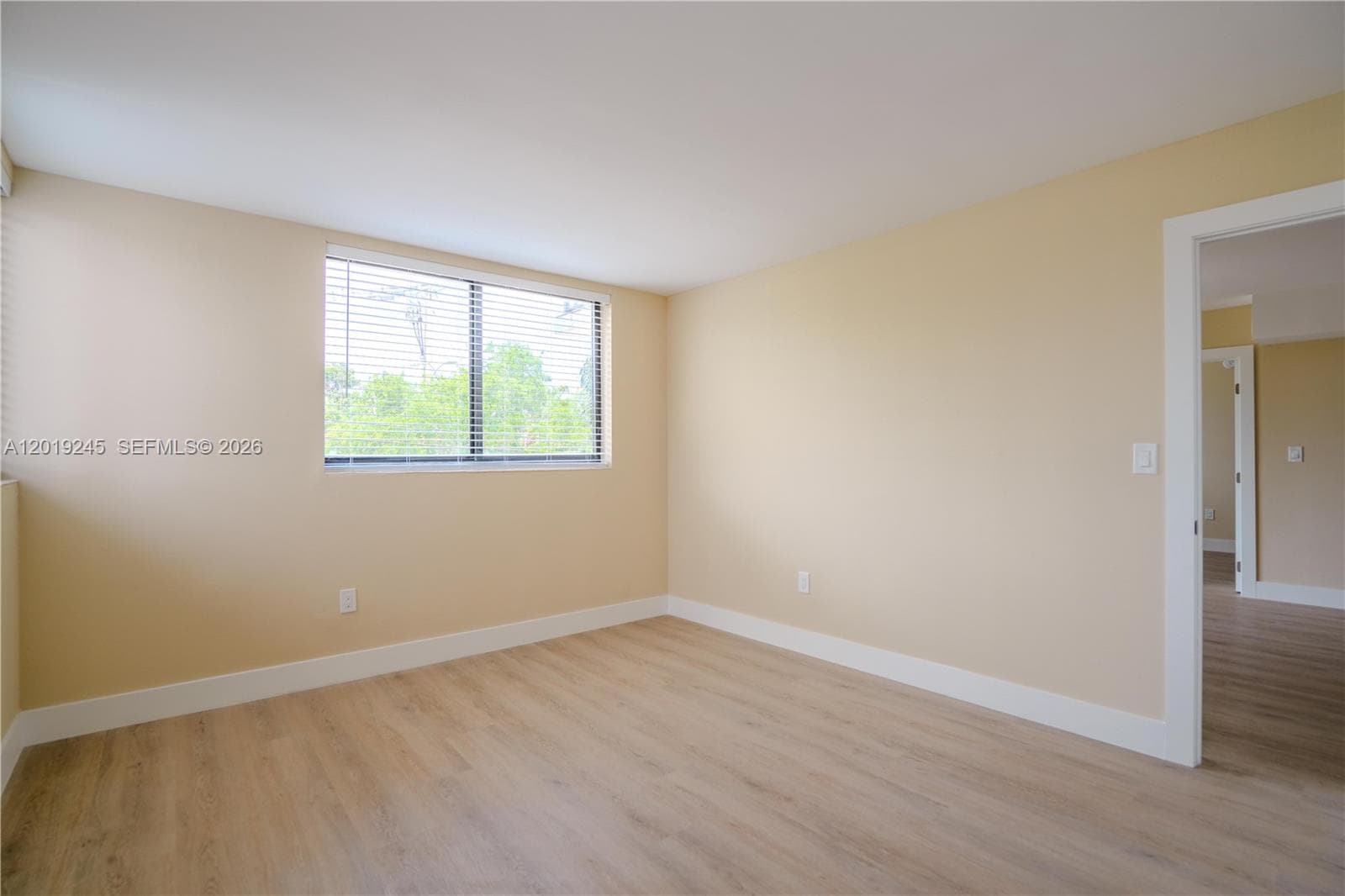 6960 Rue Vendome # 201, Miami Beach FL 33141 — 11