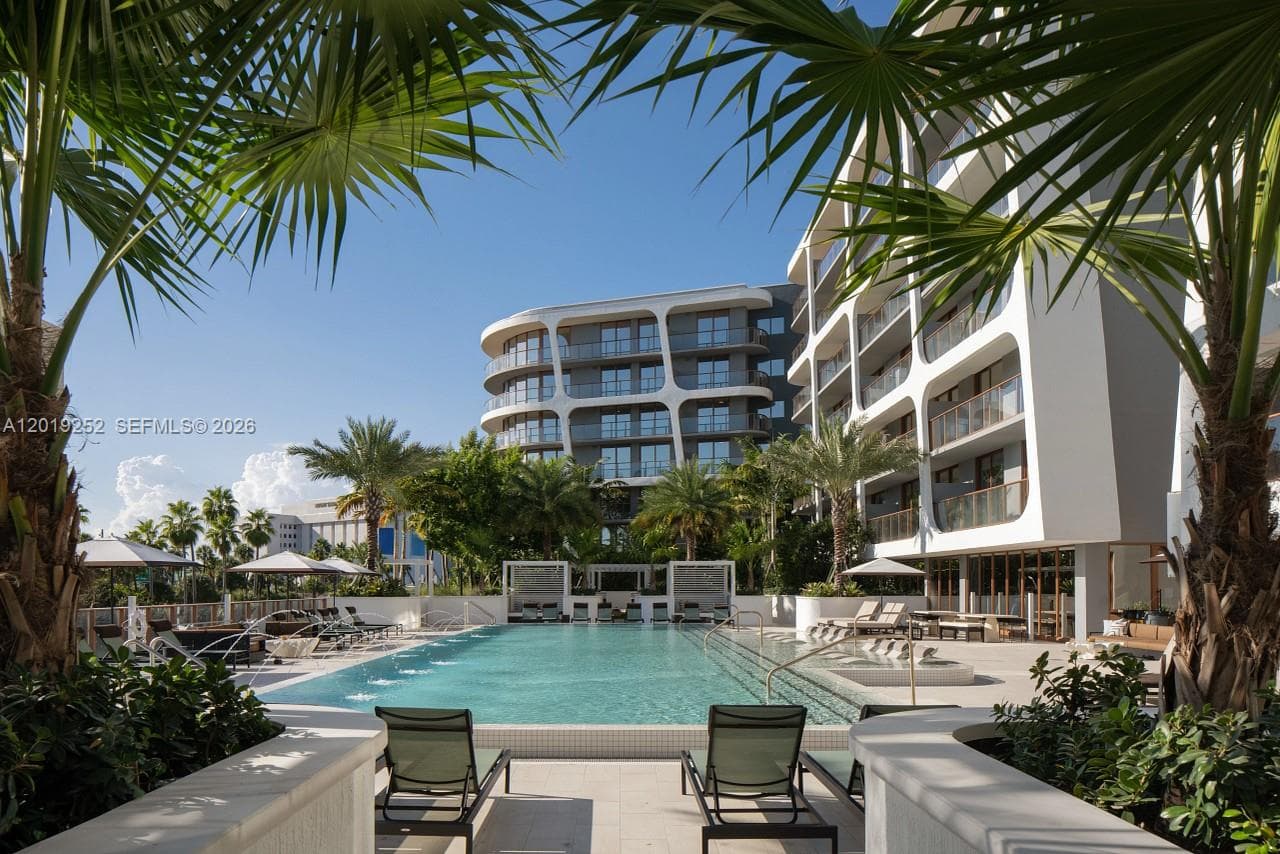 3900 Alton Road # 502, Miami Beach FL 33140 — 33