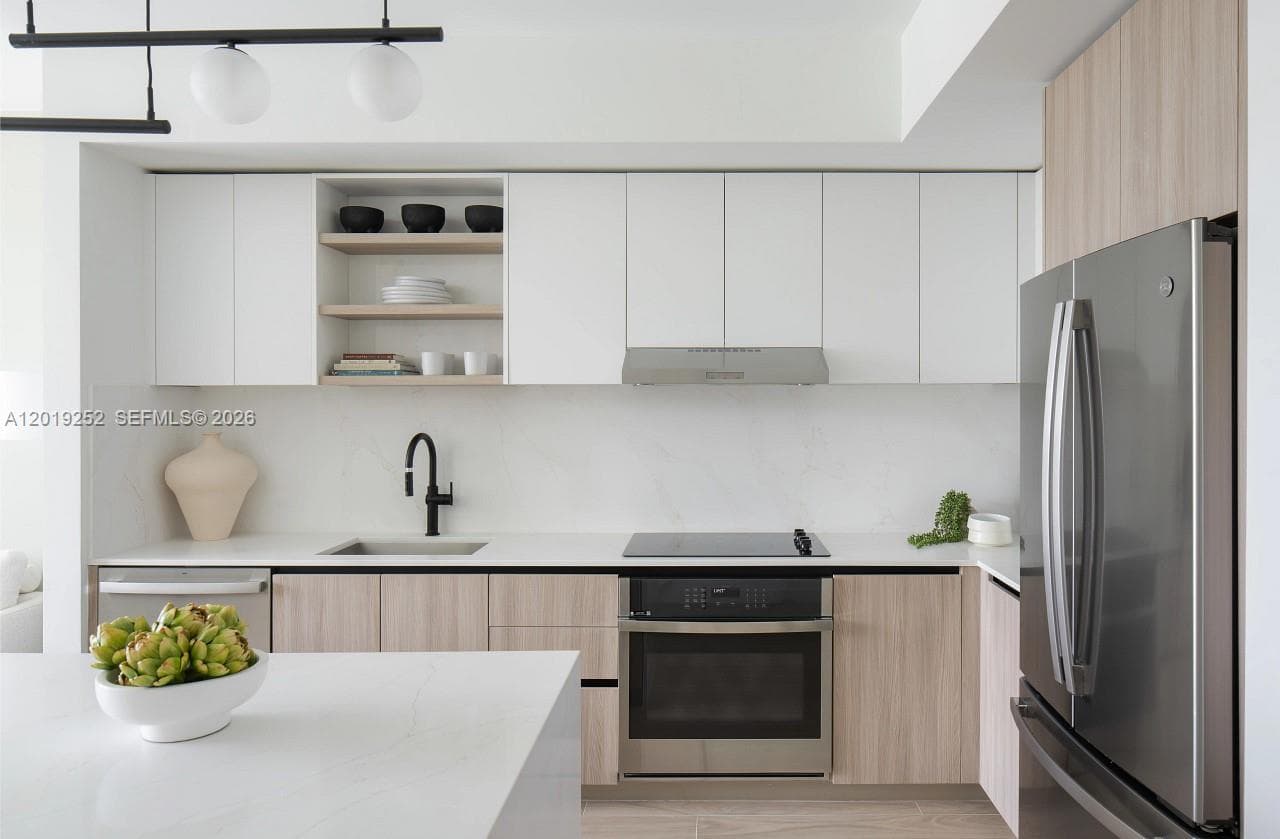 3900 Alton Road # 502, Miami Beach FL 33140 — 4