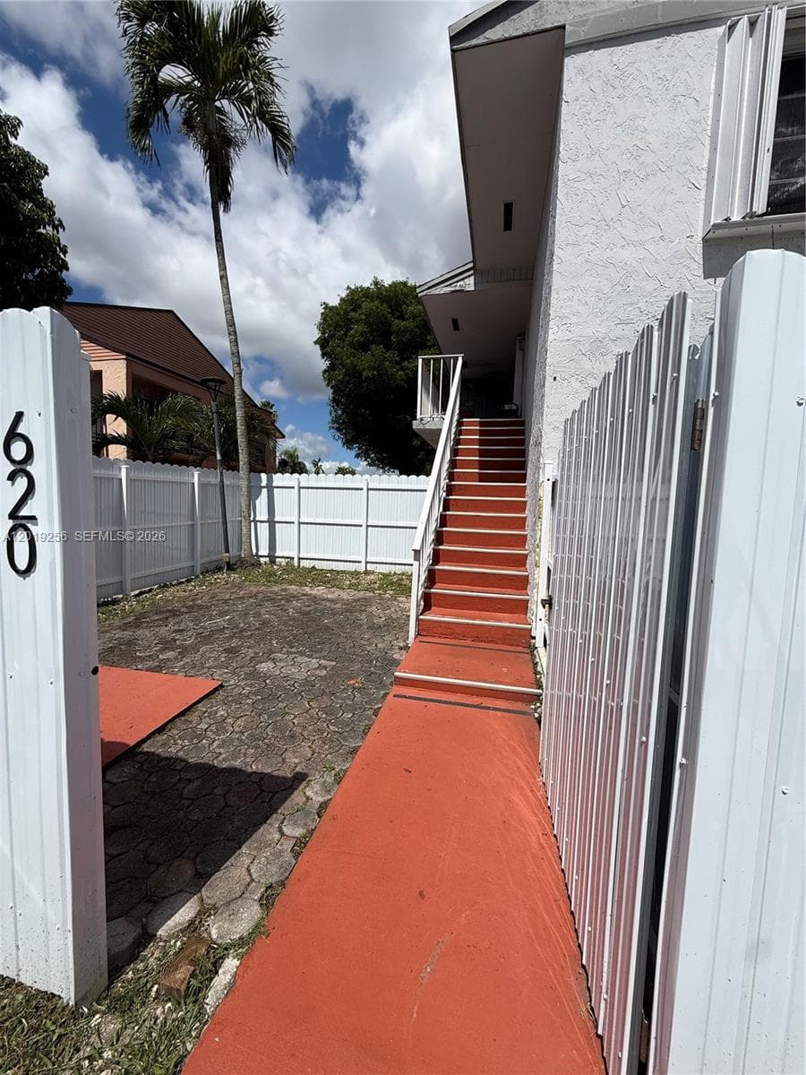 8480 SW 156th Pl # 620, Miami FL 33193 — 3
