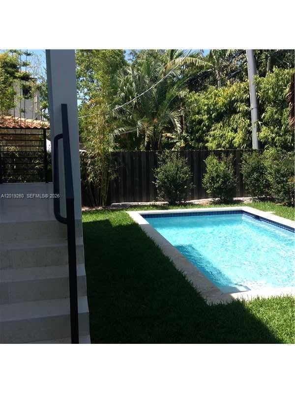 472 FERNWOOD DR # 472, Key Biscayne FL 33149 — 4