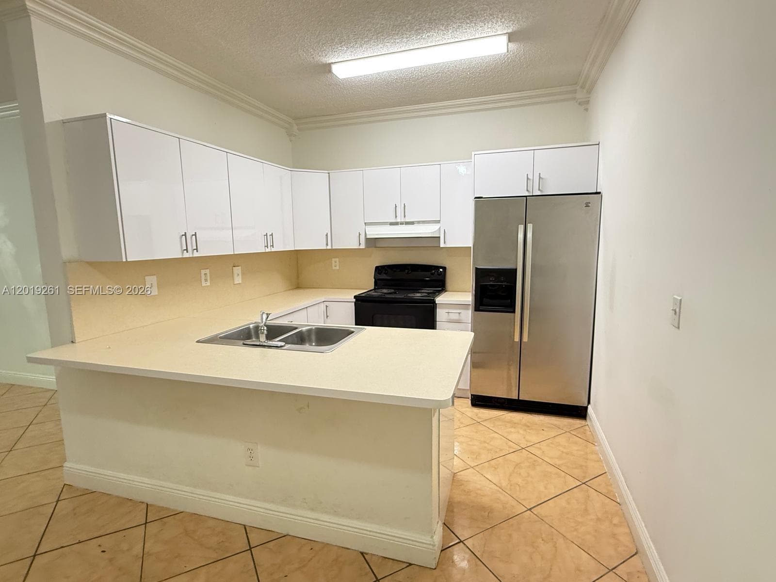 18328 NW 68th Ave, Hialeah FL 33015 — 2