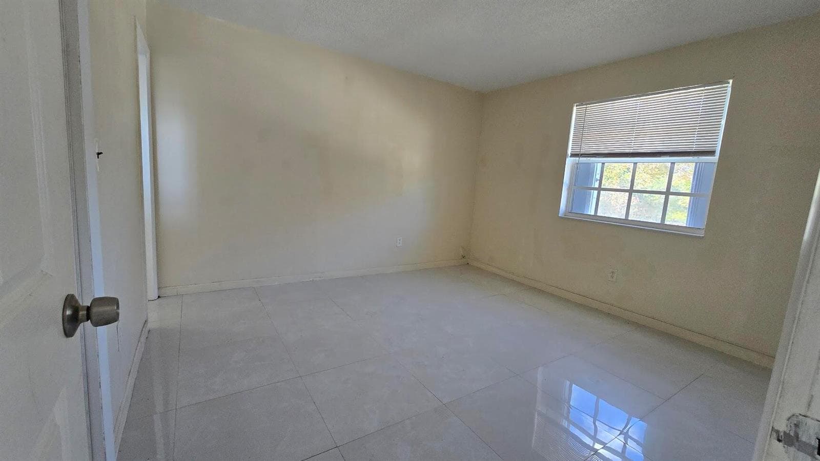 1290 NE 142nd Street # 2, North Miami FL 33161 — 4