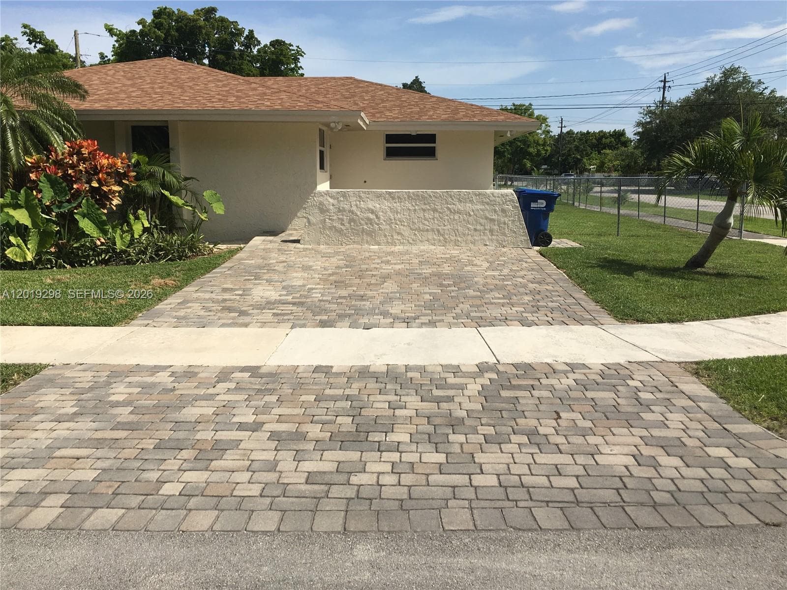 5780 SW 61st St # 5780, Miami FL 33143 — 2