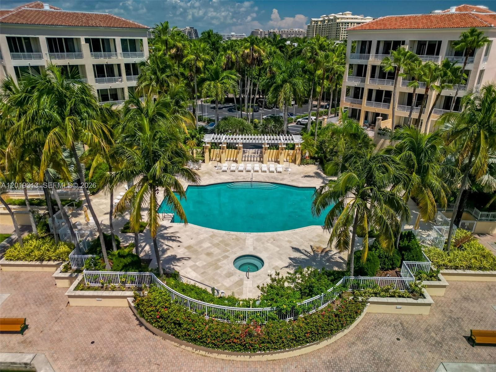 713 Crandon Blvd # 404, Key Biscayne FL 33149 — 30