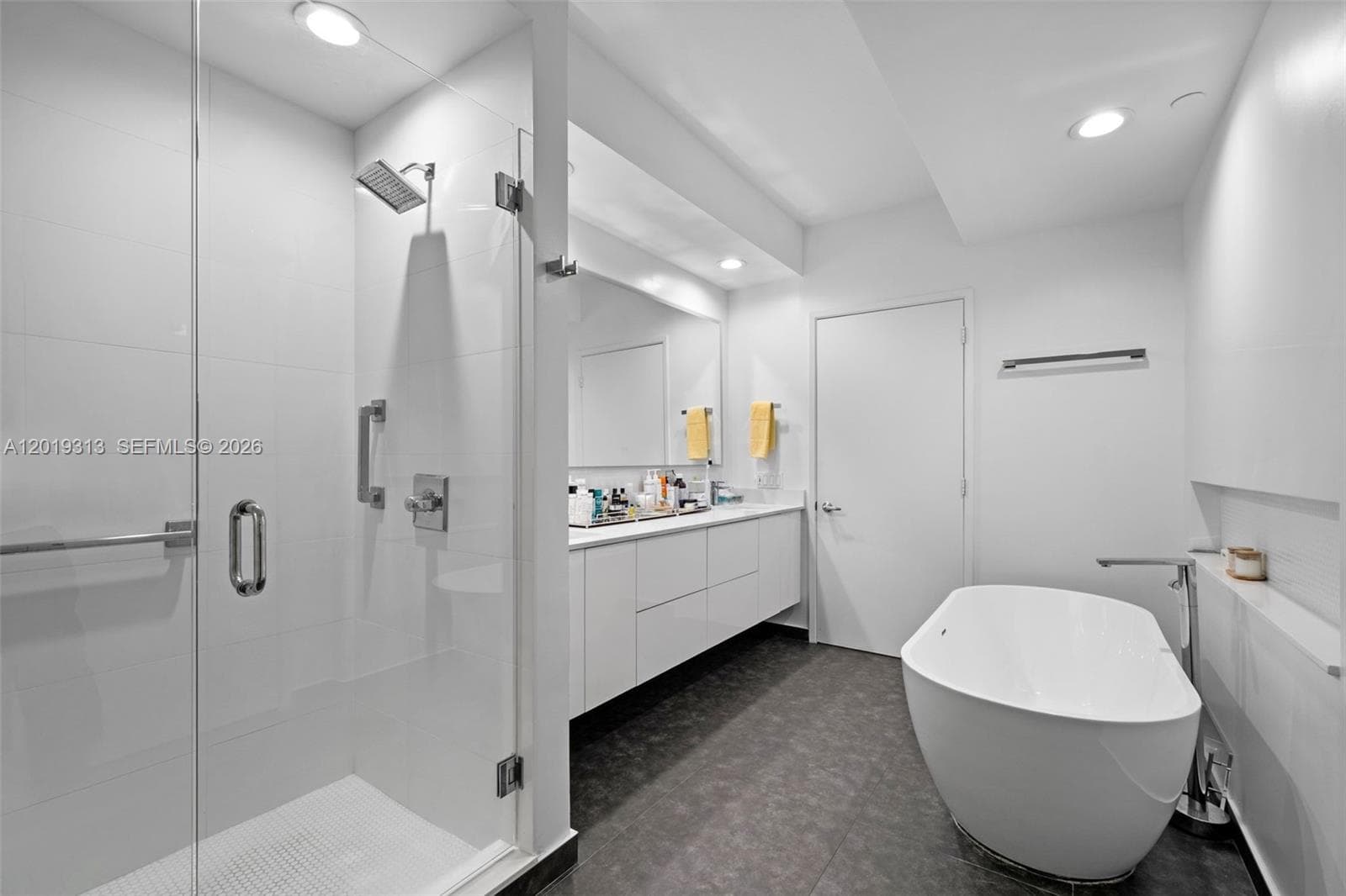 713 Crandon Blvd # 404, Key Biscayne FL 33149 — 18