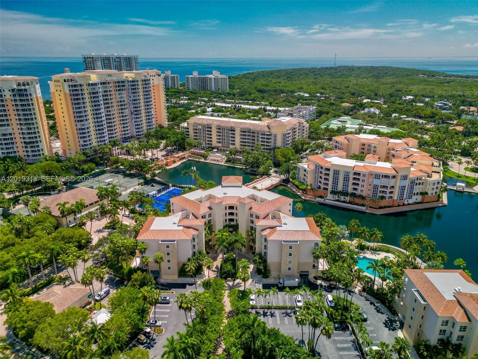 713 Crandon Blvd # 404, Key Biscayne FL 33149 — 37