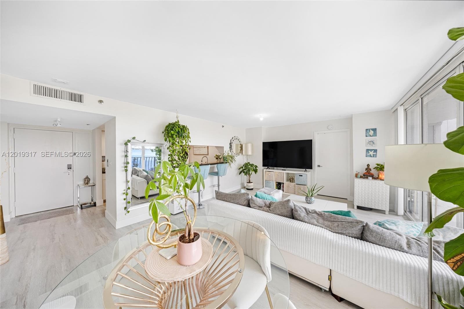 7601 E Treasure Dr # 923, North Bay Village FL 33141 — 3